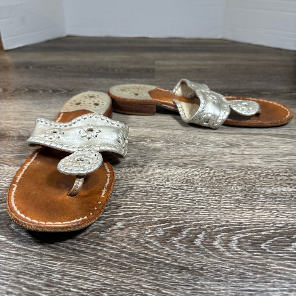 Jack Rogers Shoes Women 8.5 Platinum Leather Hampton Calyspso Sandals Preppy View 3